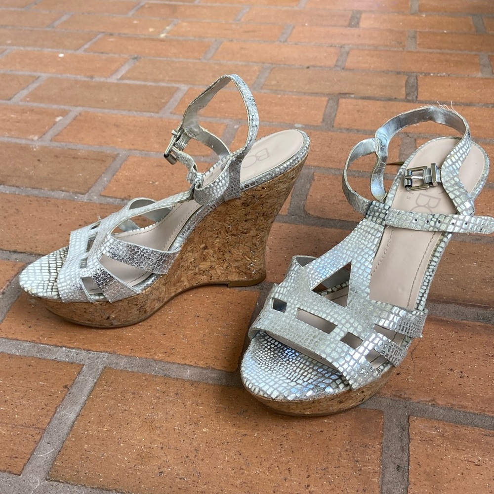 BCBG Paris Size 8 - 5” Cork n Silver Wedges and Silver Upper